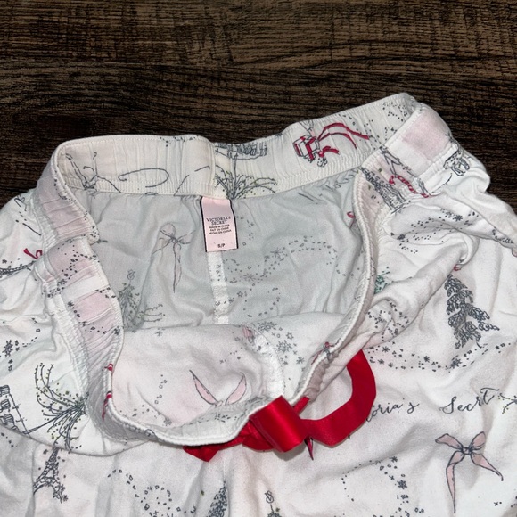 Victorias Secret Paris Christmas PJ Set - Picture 4 of 5